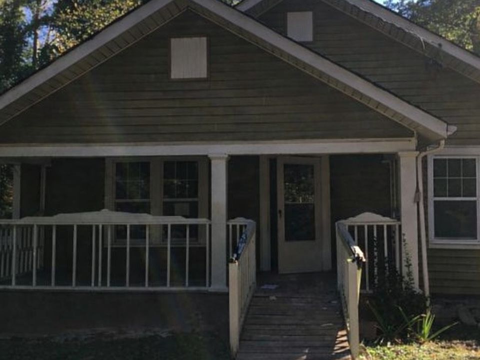 1st image of 11 Rockmart Dr NW