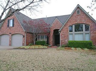 5823 E 103rd St, Tulsa, OK 74137