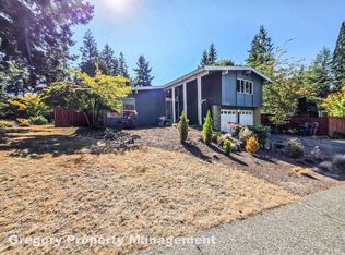 11757 NE 143rd St, Kirkland, WA 98034