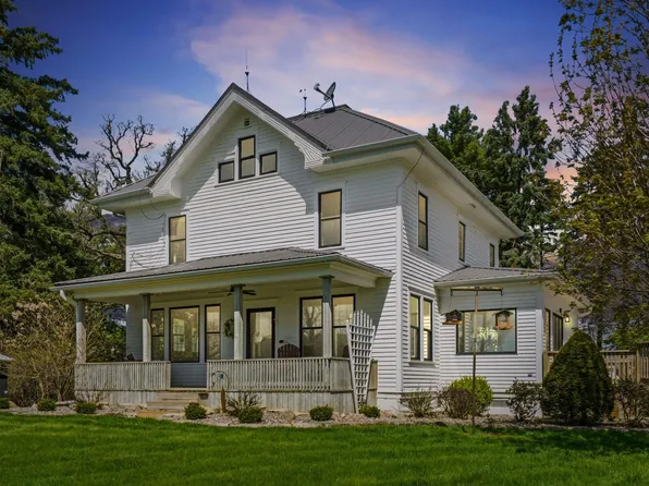 13645 145th St, Postville, IA 52162