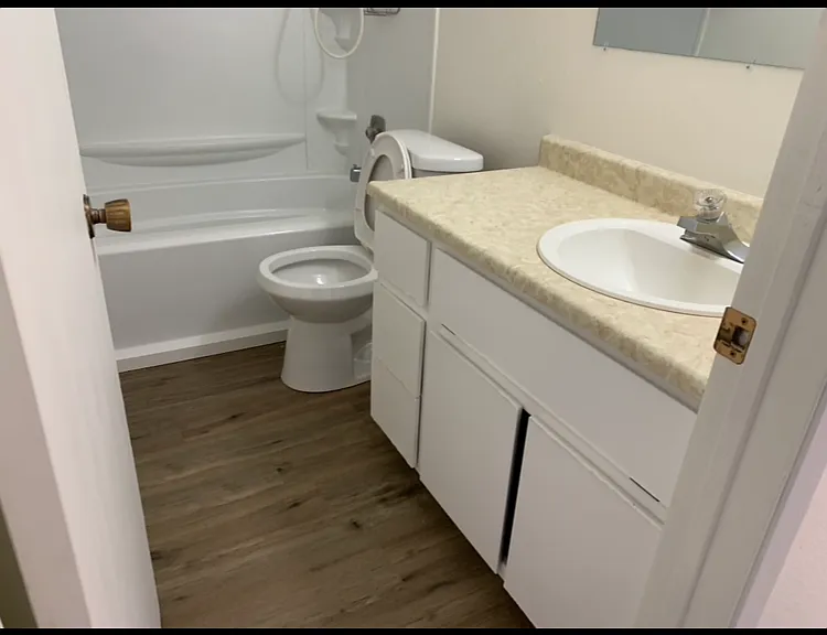 802 Wheeler St #3 — Photo 3