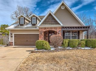 1406 NE Dysart Woods Ln, Bentonville, AR 72712