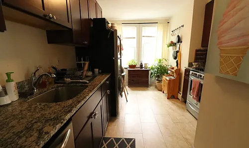 74 Summer St #2 Photo 1