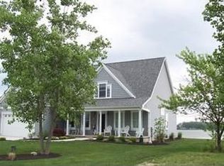 860 Lost Lake Rd, Pt Clinton, OH 43452