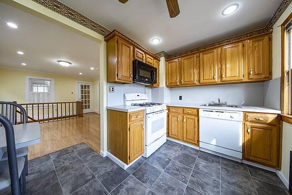 1st image of 8517 261st St