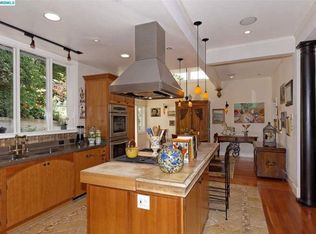 1631 La Vereda Rd #1, Berkeley, CA 94709