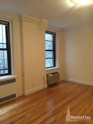 Rented by Manhattan Connection | media 40