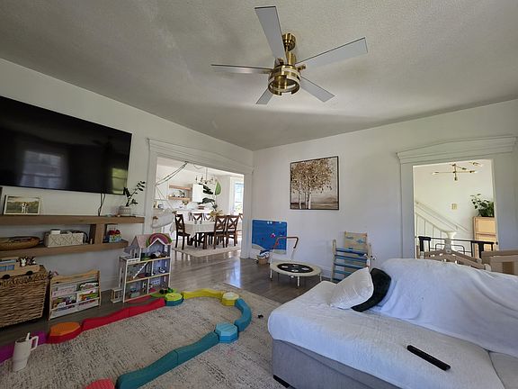 3rd image of 47 Bank St #47