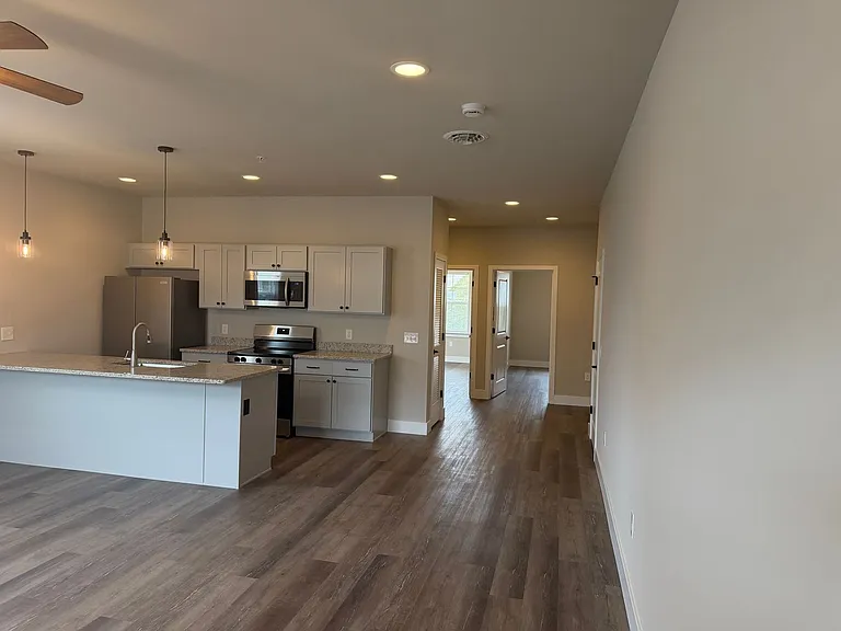 Salem Run Apartments Phase 2 — Photo 396
