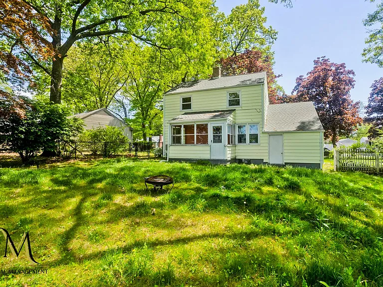 252 Arcadia Blvd — Photo 32