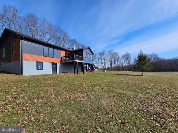 355 Lonesome Pine Rd, Oakland, MD 21550