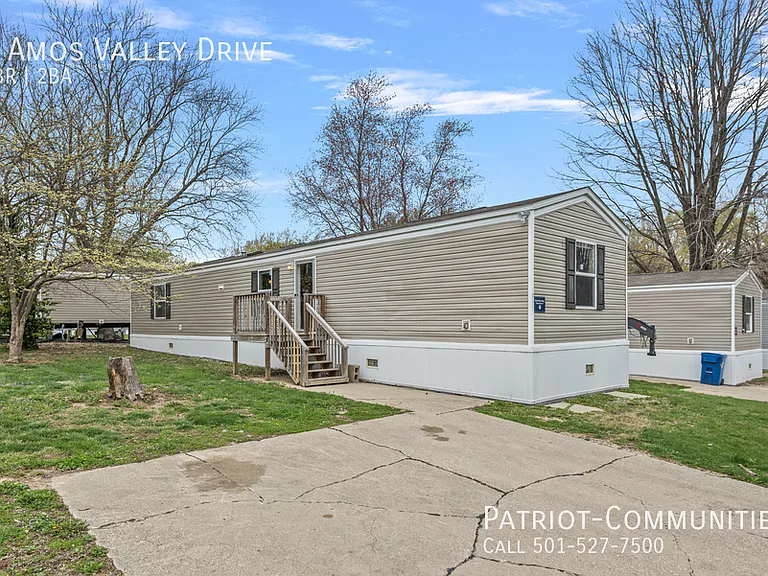 1 Amos Valley Dr — Photo 2