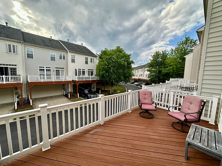 2207 Potomac Club Pkwy — Photo 13