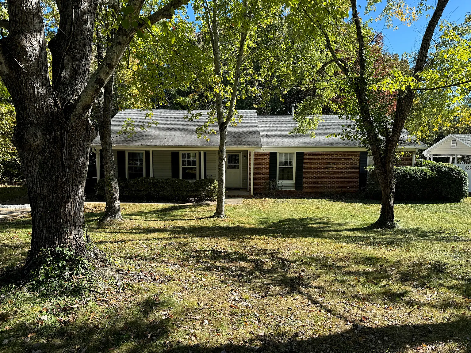 5220 Bayberry Ln — Photo 2