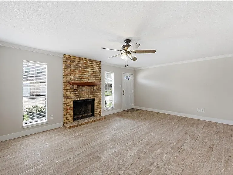 1182 Green Meadow St — Photo 11