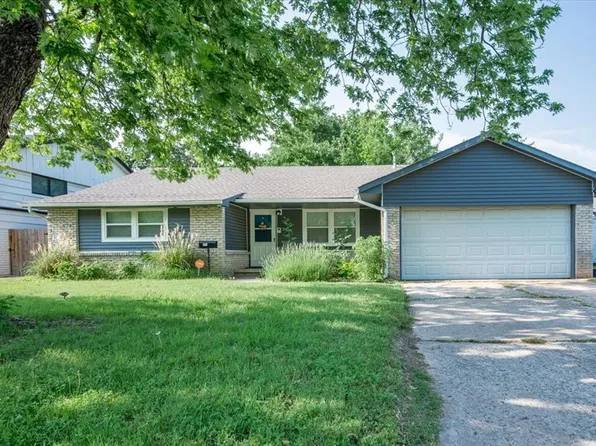 5620 NW 37th St, Warr Acres, OK 73122