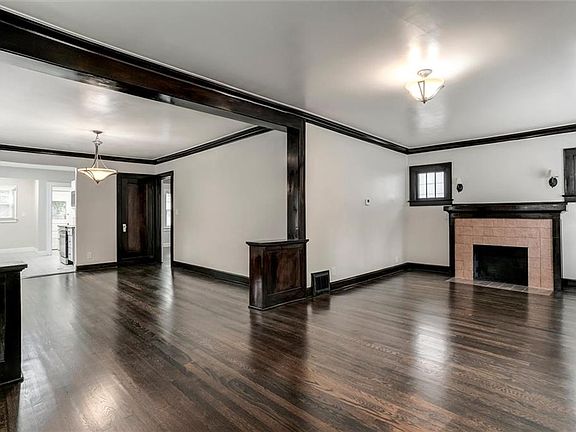 4th image of 4206 Bell St