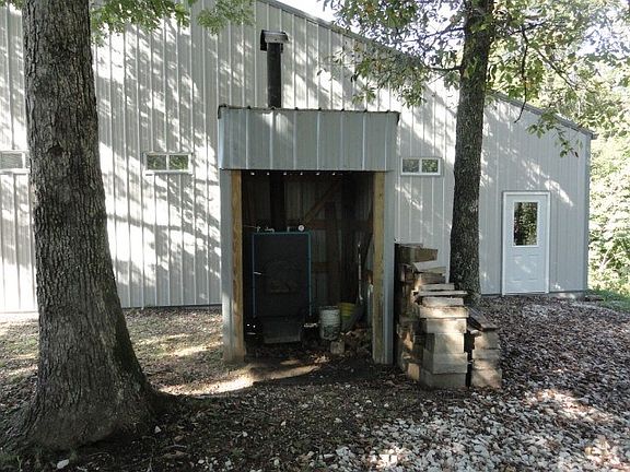 2nd image of 8472 Cub Run Hwy