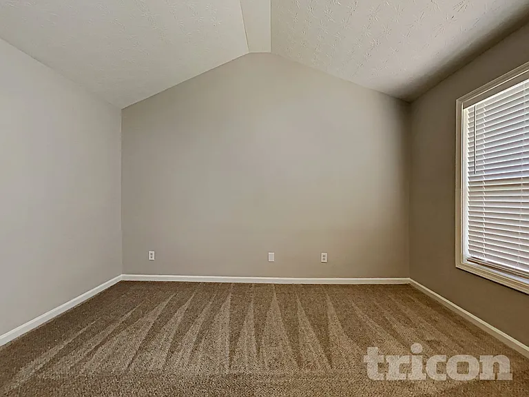 104 Lantana Trce — Photo 8