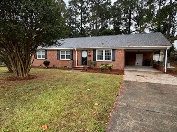 1902 Berry St, Goldsboro, NC 27530