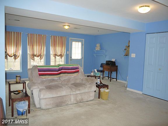 3rd image of 3904 Fountain Bridge Ct