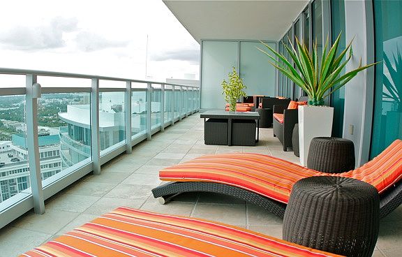 3rd image of 10295 Collins Ave Unit 2007