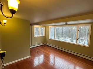 431 Peekskill Hollow Rd, Putnam Valley, NY 10579