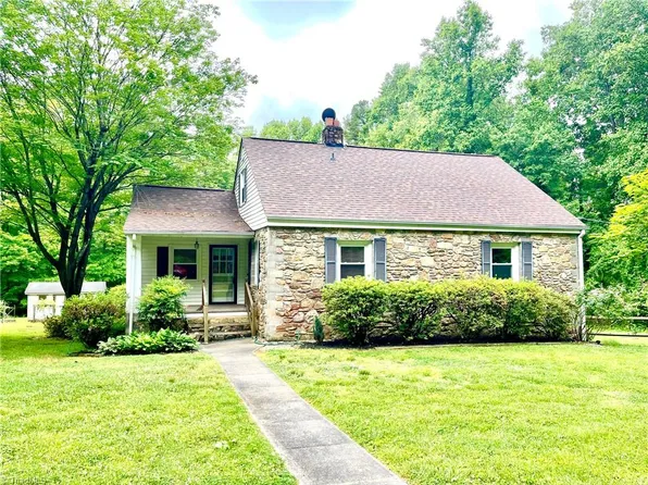 138 Sonata Ln, Elkin, NC 28621