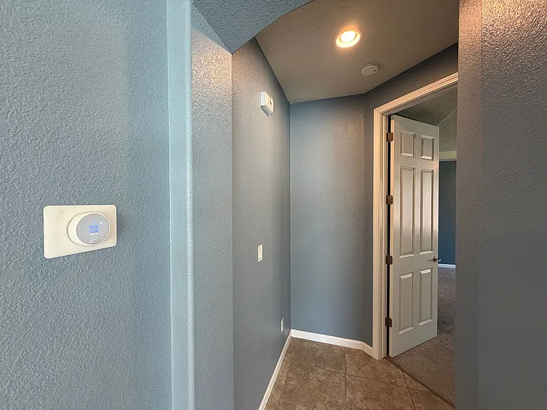 2861 Walsh Loop SE — Photo 20