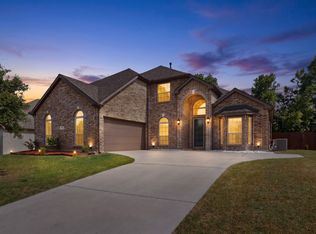 852 State St, Desoto, TX 75115