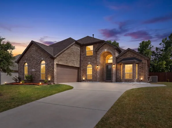 852 State St, Desoto, TX 75115
