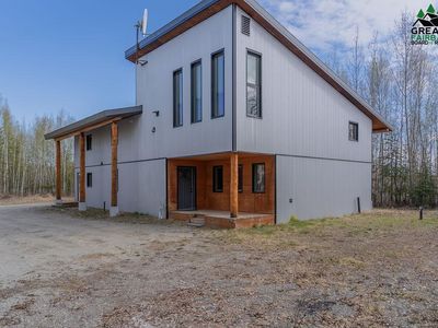 2548 Dall Sheep Ln, Fairbanks, AK, 99709