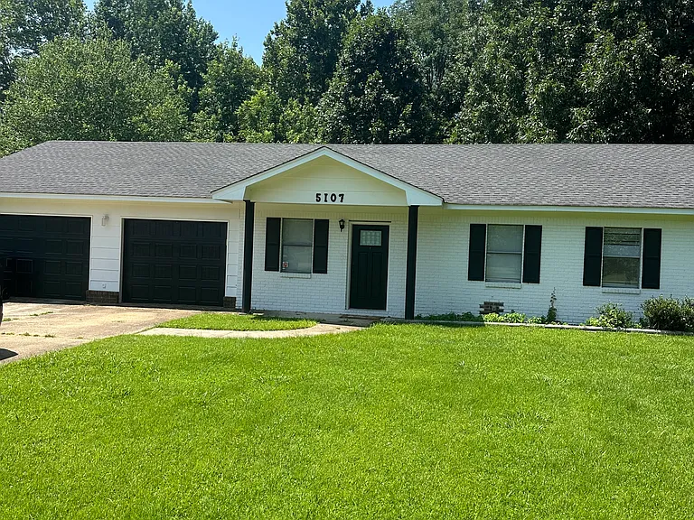 5107 Kara Dr — Photo 1