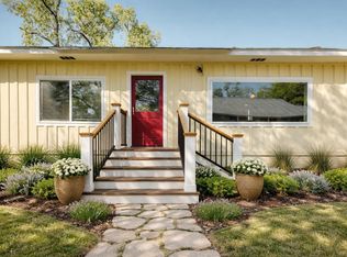 318 S Avenue C, Elgin, TX 78621