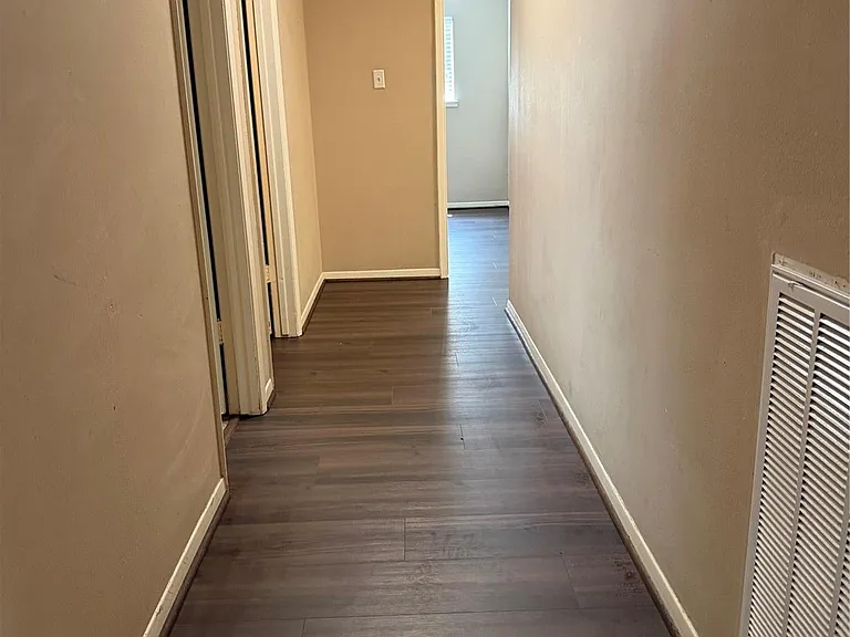 10102 Sagecourt Dr — Photo 14