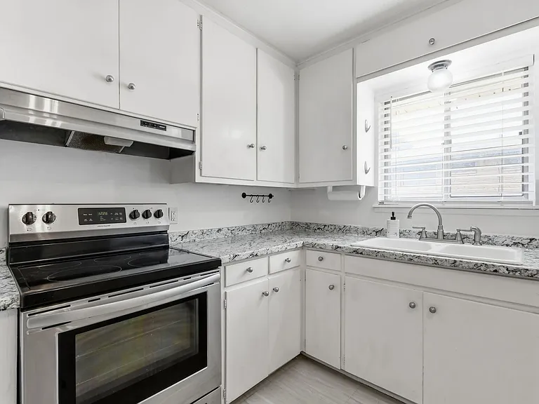 7610 E 21st Pl — Photo 9