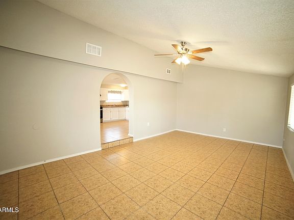 5th image of 13309 N B Street