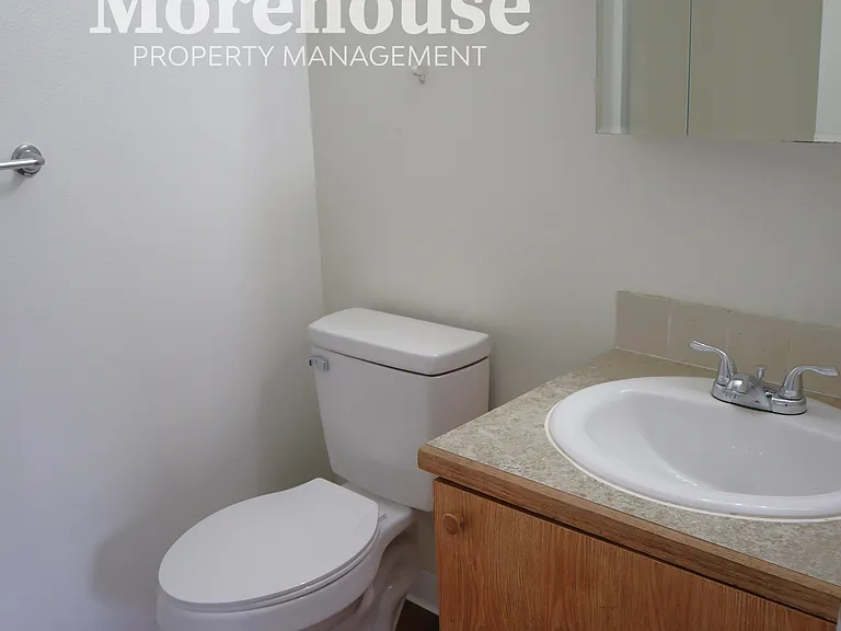 1430 W Bonneville Cir #102 — Photo 2