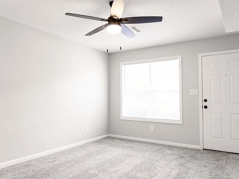 107 Sango Place Villa Dr — Photo 3