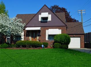 2895 Wagar Rd, Rocky River, OH 44116