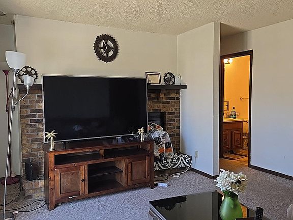 2nd image of 1616 5th St APT 10