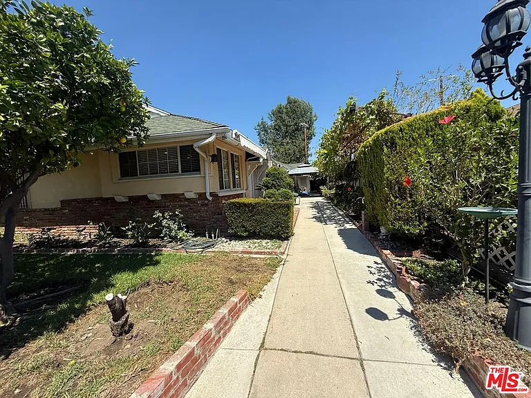 6024 Coldwater Canyon Ave — Photo 18