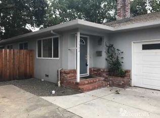 1542 Wright St, Santa Rosa, CA 95404