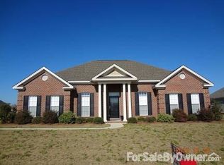1512 Rushmore Dr, Deatsville, AL 36022