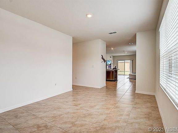 3rd image of 203 Caryota Ct