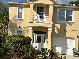 1907 Woodward St, Orlando, FL 32803