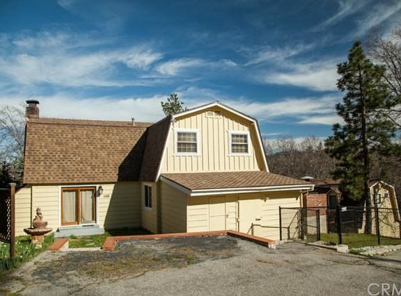 2nd image of 1148 Voltaire Dr
