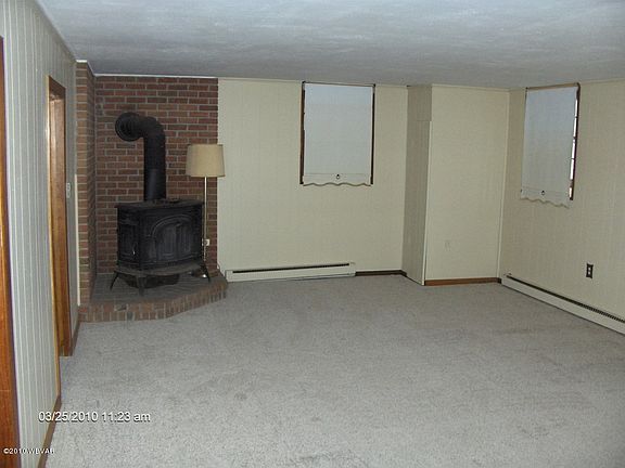 4th image of 2461 W Mountain Ave S
