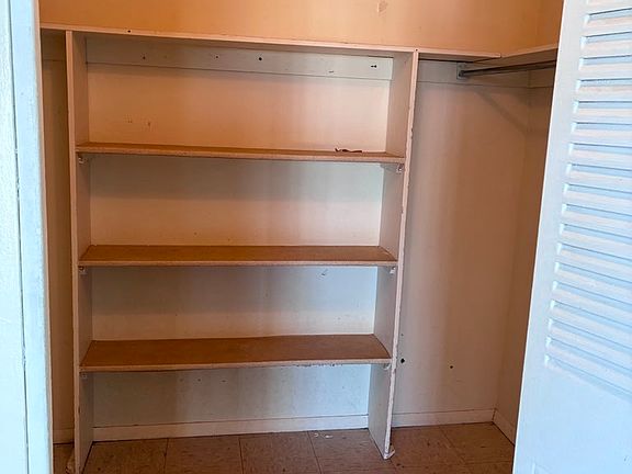 5th image of 7620 Carlyle Ave APT 504