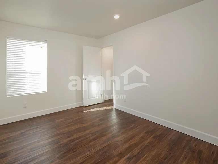 6565 Enlightenment Dr — Photo 14